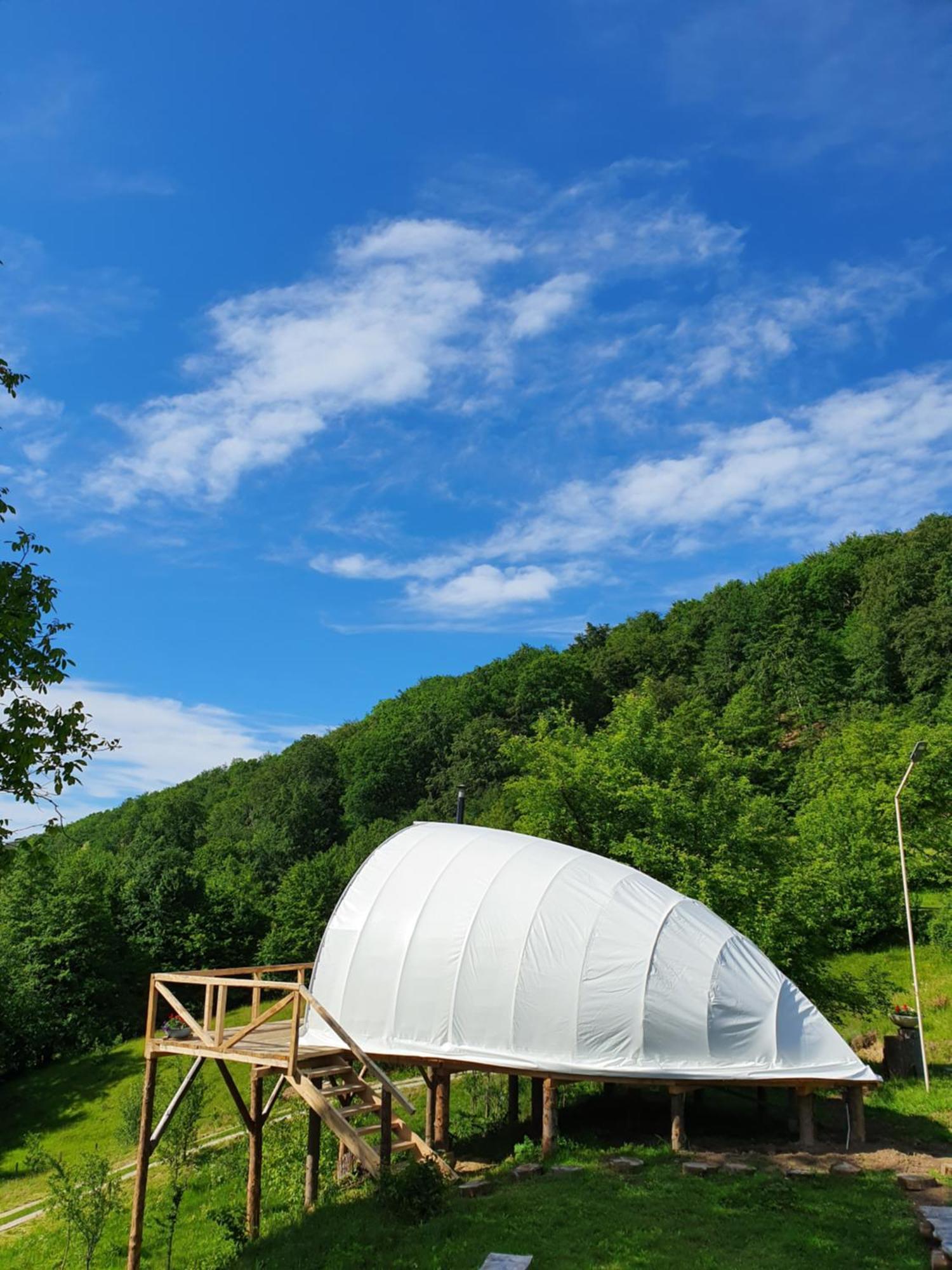 Sunrise Glamping Retreat Hotell Galesu Rum bild
